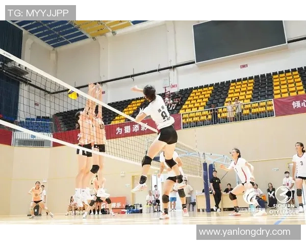 成都网球队在城市联赛积分榜上以93分稳居第一名展现强劲实力